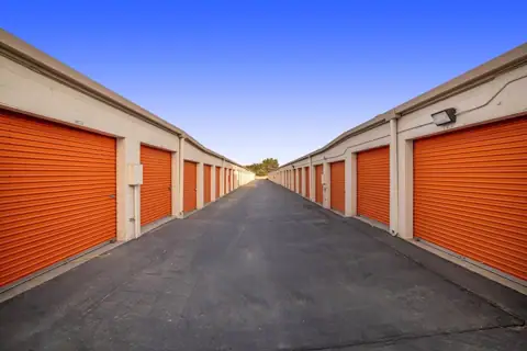 Public Storage photo 3