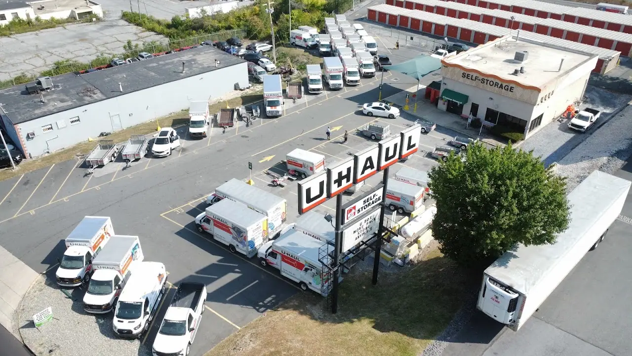Self-Storage at U-Haul, RV storage in Reading