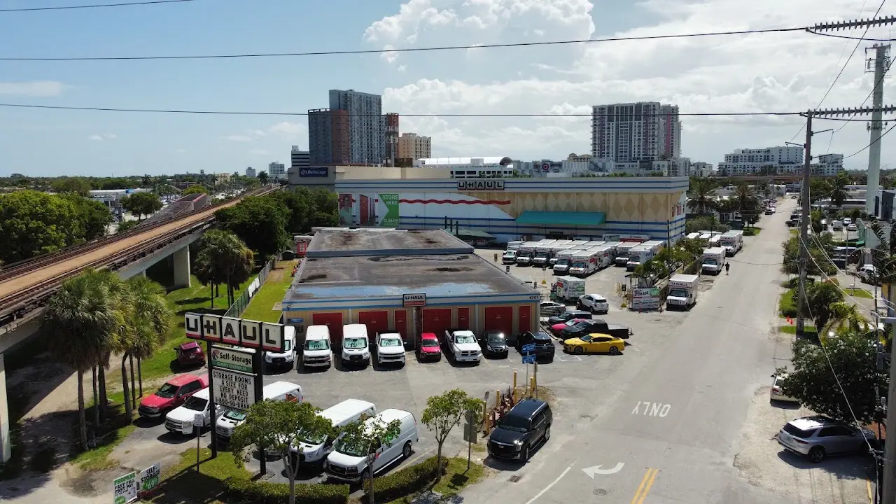 Self-Storage at U-Haul, RV storage in Miami