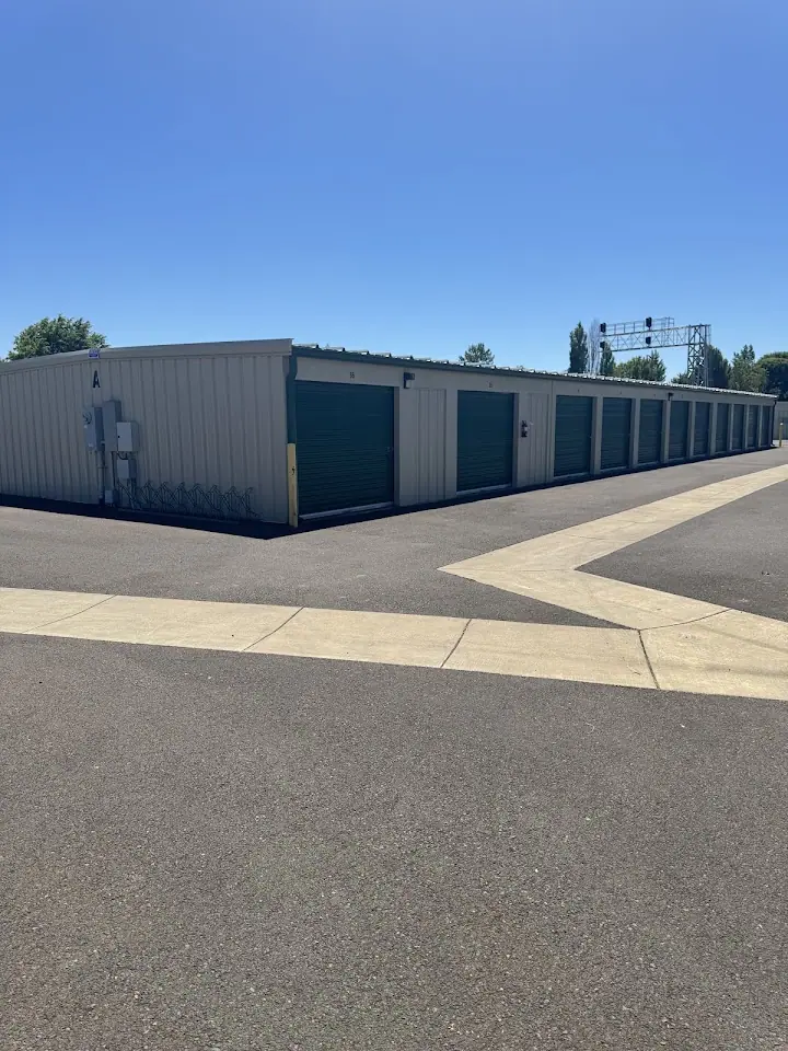 Safe Lock Self Storage, RV storage in Albany