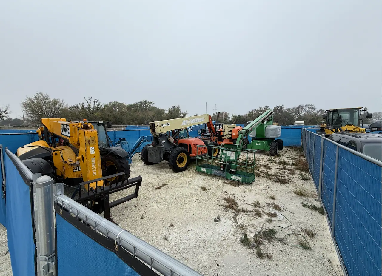 Longyards - Winter Haven, RV storage in Winter Haven