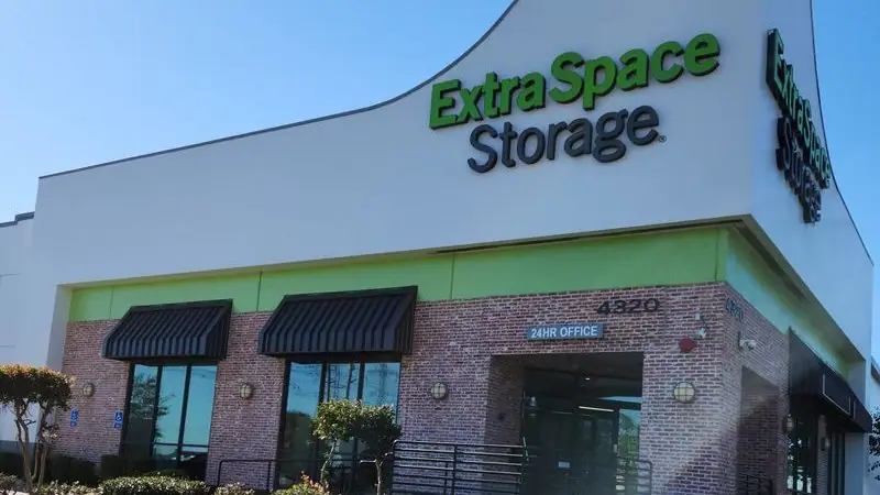 Extra Space Storage, RV storage in Torrance
