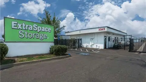 Extra Space Storage in North Highlands, CA