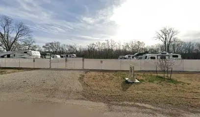Ash Creek Parking, RV storage in Mulvane