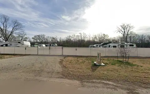 Ash Creek Parking photo 2