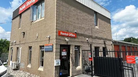 Public Storage photo 2