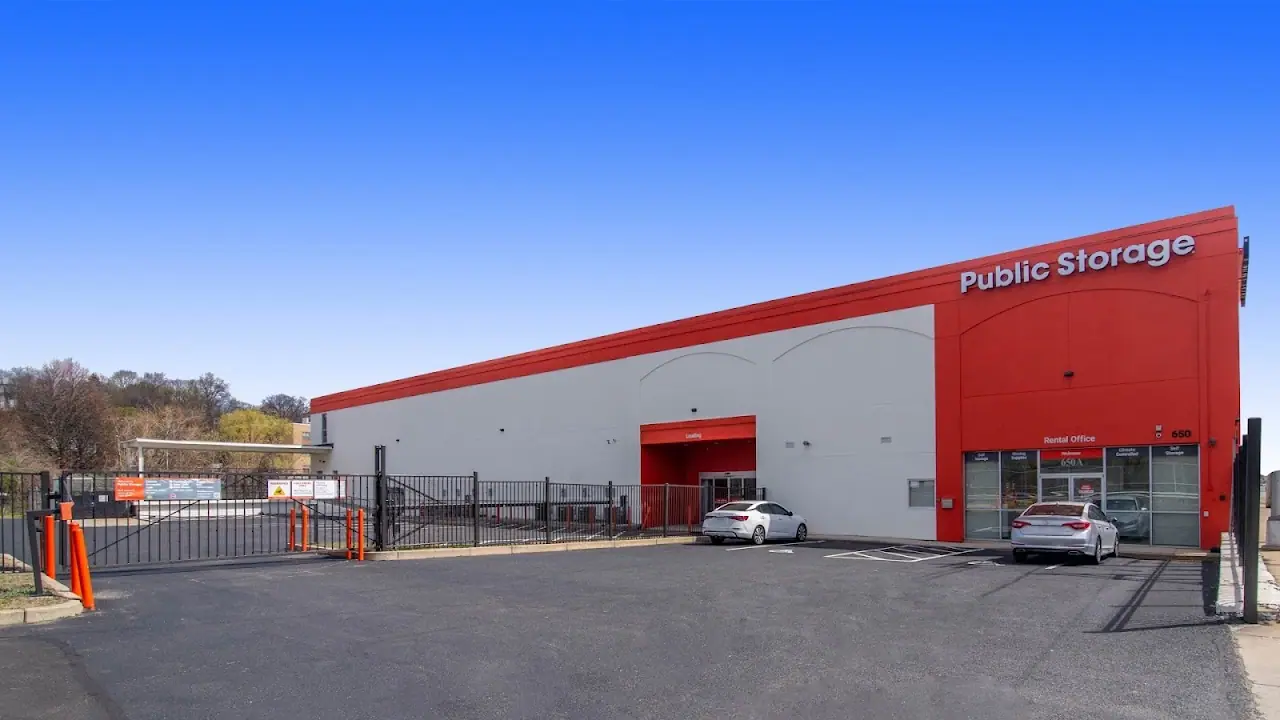 Public Storage, RV storage in Malden