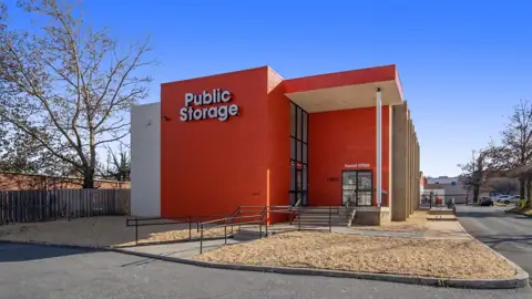 Public Storage photo 2