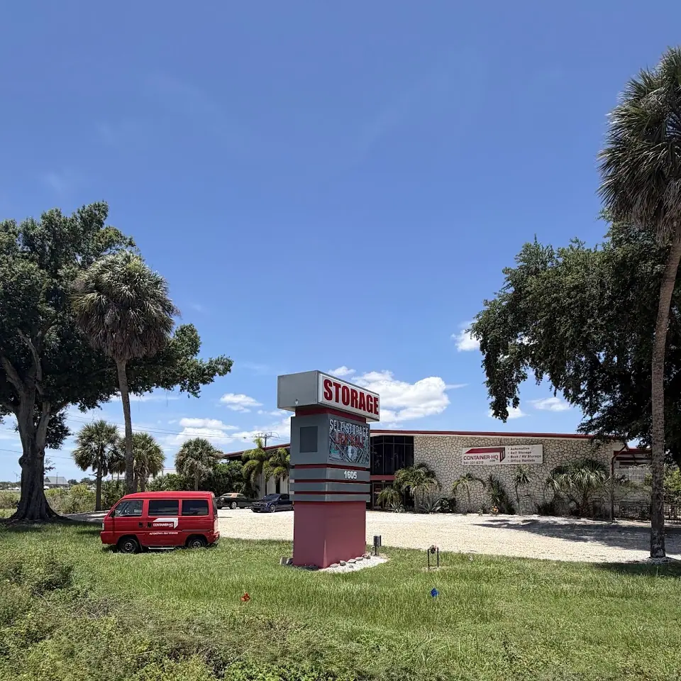 Container HQ Automotive & Self Storage, RV storage in Sarasota
