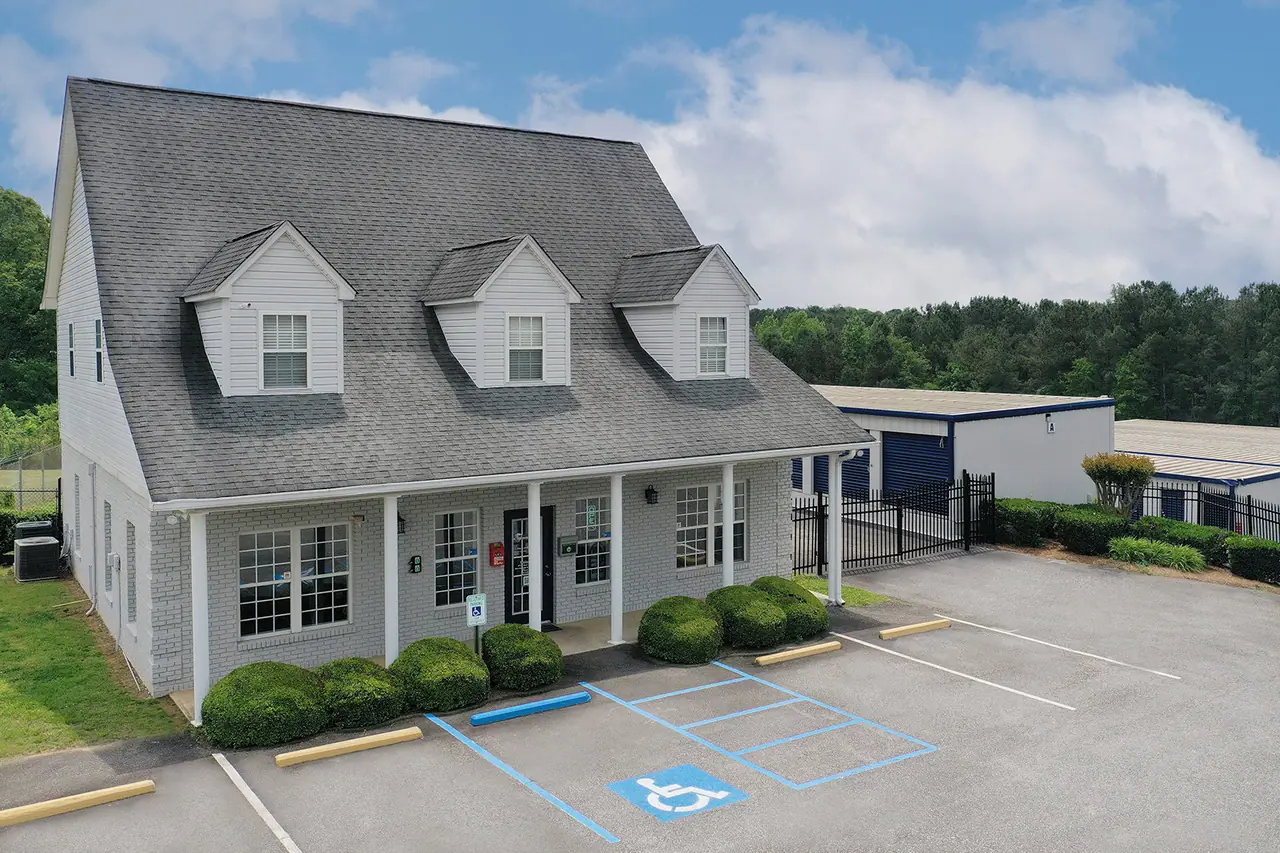 Midgard Self Storage, RV storage in Oakwood