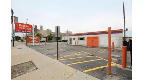 Public Storage in Chicago, IL