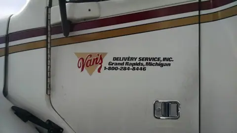 Vans Delivery Service, Inc. photo 3