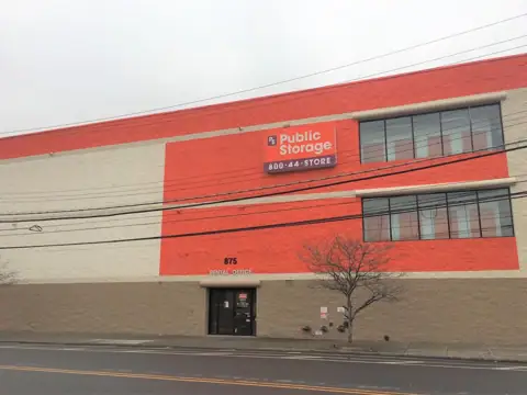 Public Storage photo 3