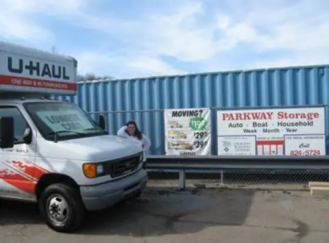 Self Storage Station Parkway photo 3