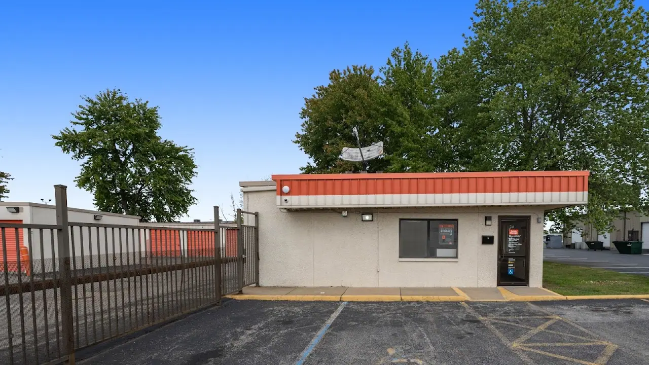 Public Storage, RV storage in Evansville
