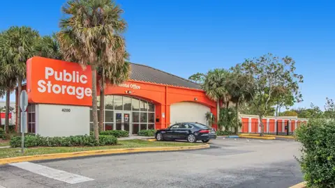 Public Storage in West Palm Beach, FL
