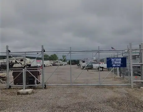 Cel Auto & Outdoor Storage photo 2