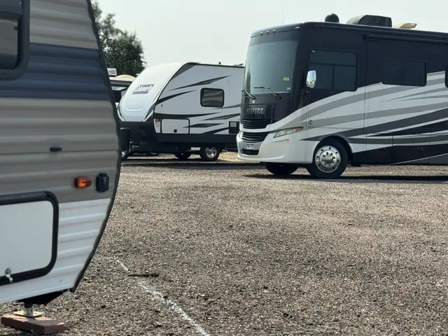 Fountain Valley Storage, RV storage in Fountain
