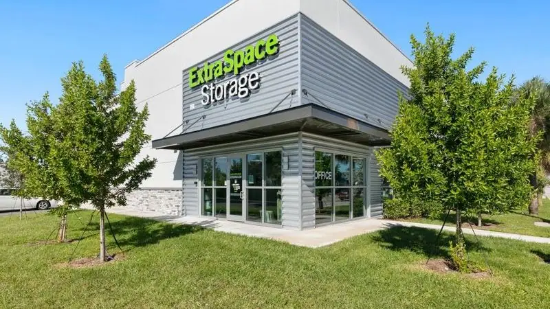 Extra Space Storage, RV storage in Hollywood