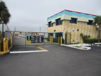 Self-Storage at U-Haul, RV storage in Sunrise