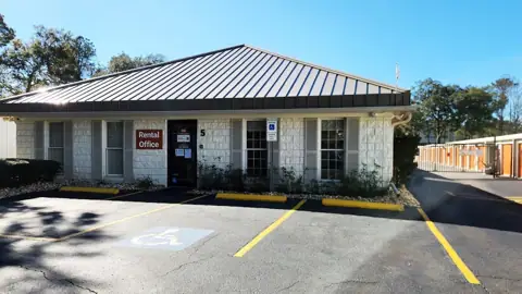 Public Storage photo 2