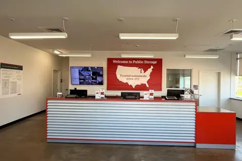 Public Storage photo 3