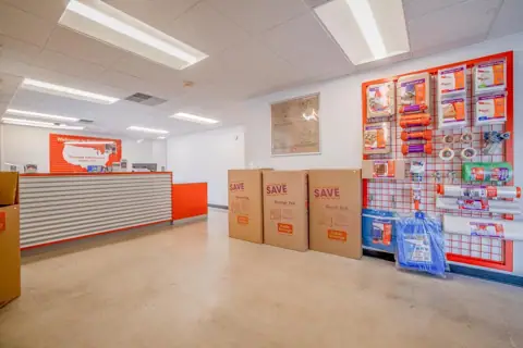 Public Storage photo 3