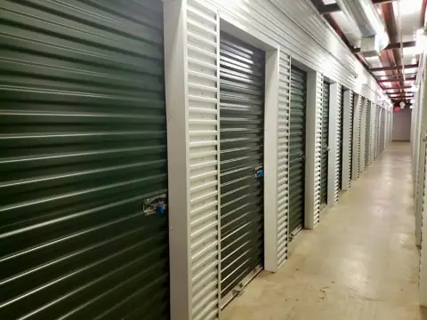 Convenient Self Storage in Fort Worth, TX