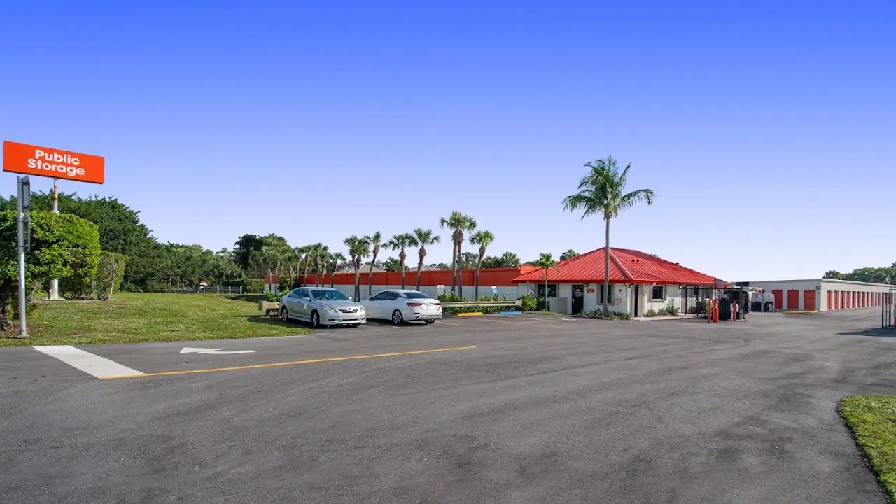 Public Storage, RV storage in Delray Beach