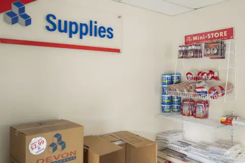 Devon Self Storage Newport News, Virginia photo 2