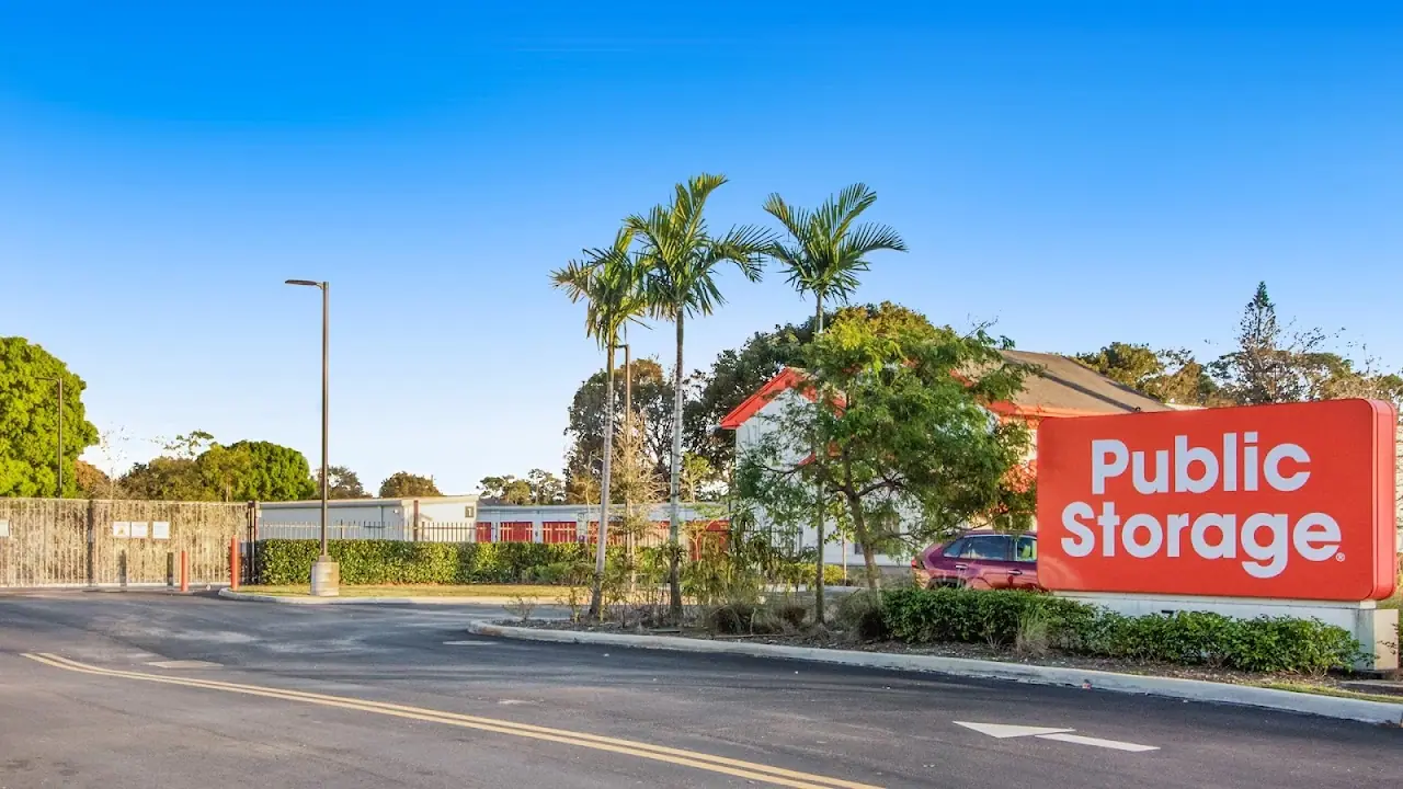 Public Storage, RV storage in Lake Worth Beach
