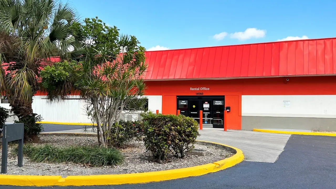 Public Storage, RV storage in Miami