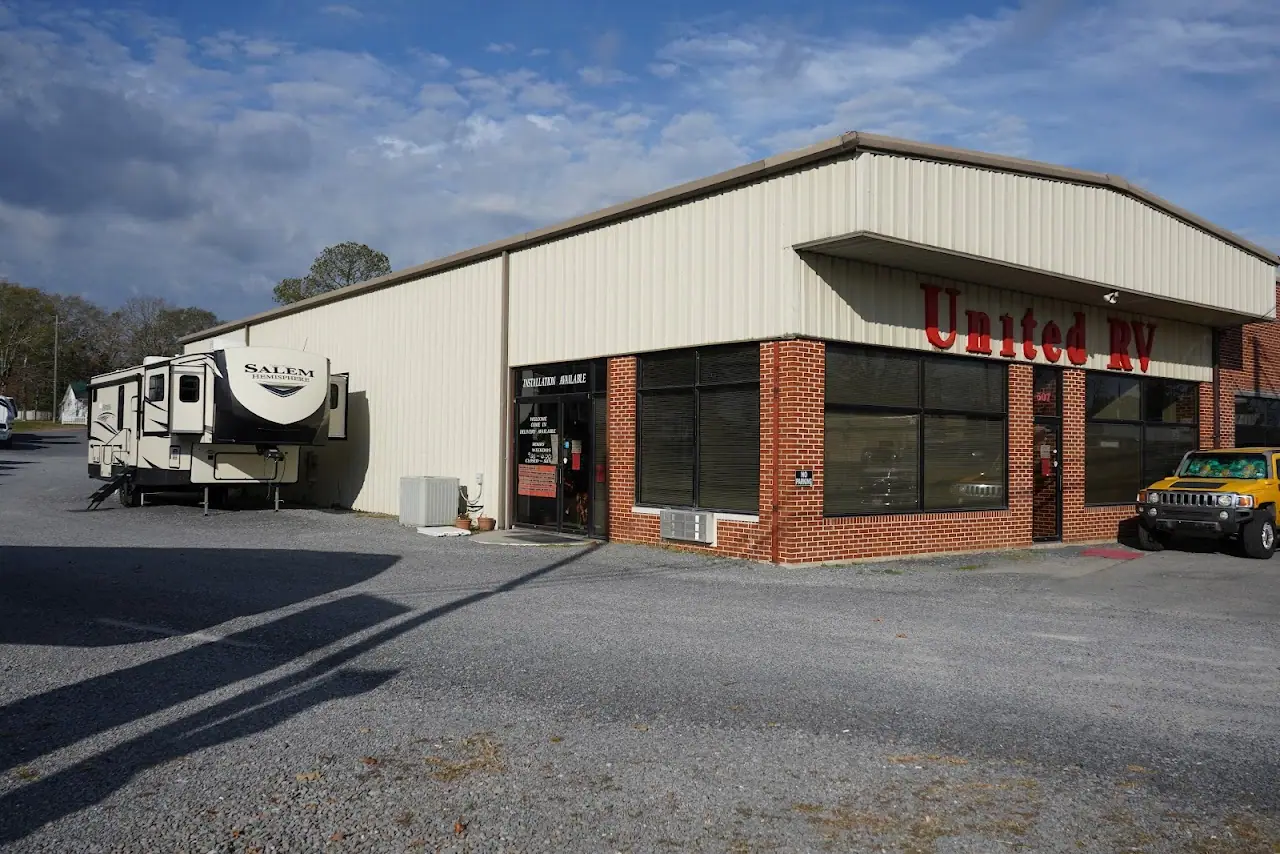 United RV Centers Inc, RV storage in Chatsworth