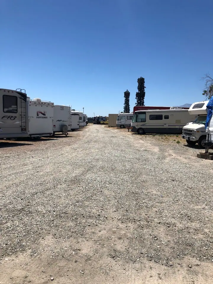 Castaway RV Storage, RV storage in San Bernardino