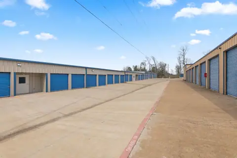 FreeUp Storage Huntsville photo 3