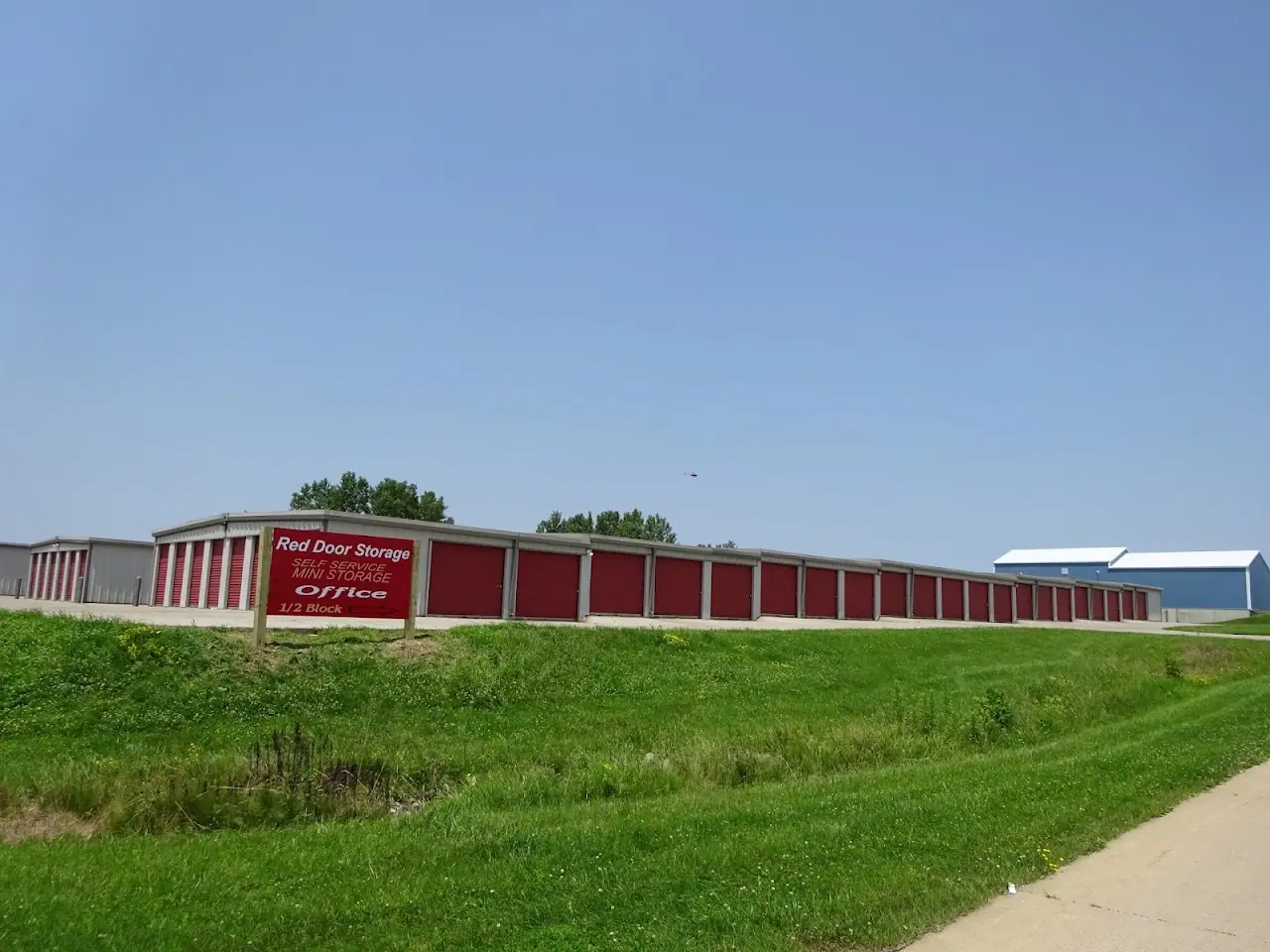 Red Door Storage, RV storage in Pella