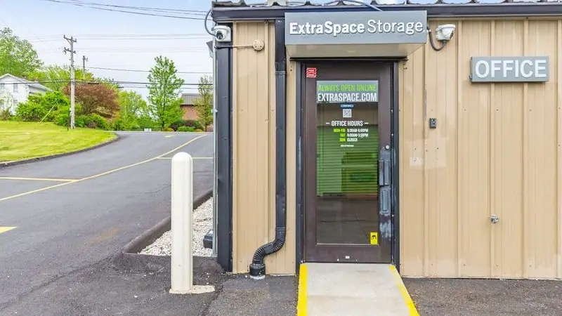Extra Space Storage, RV storage in Suffield