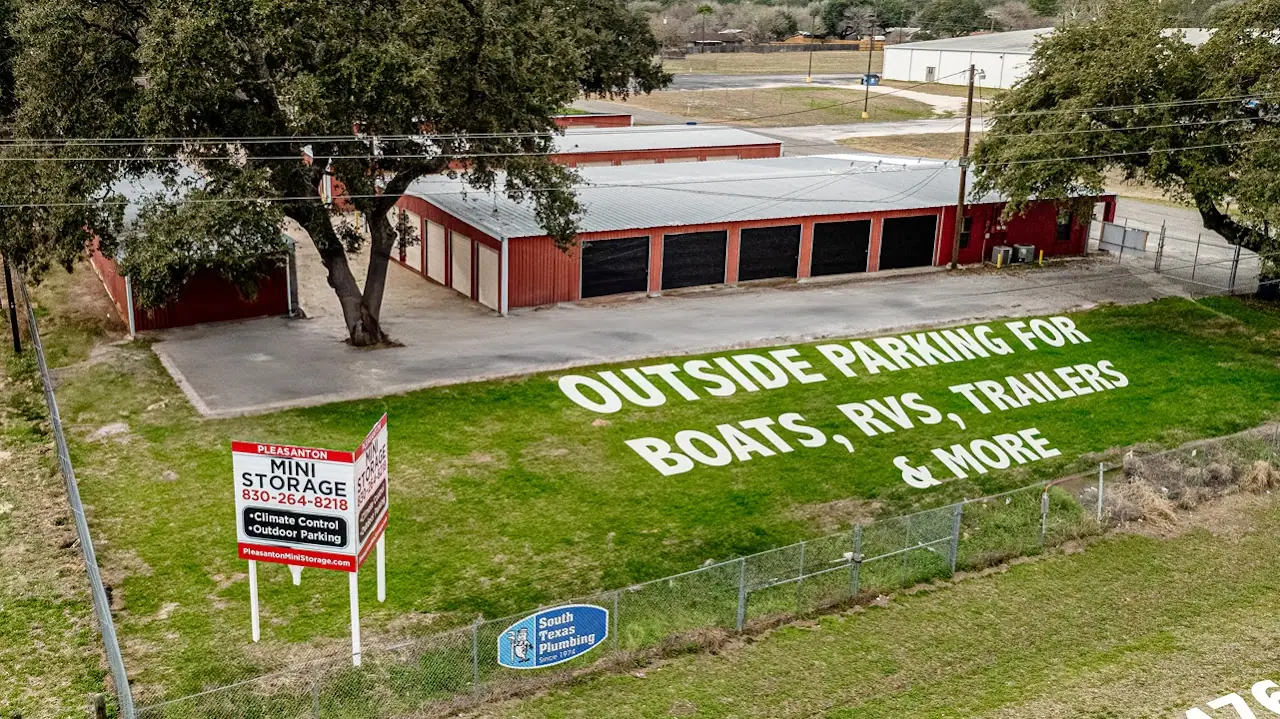 Pleasanton Mini Storage, RV storage in Pleasanton