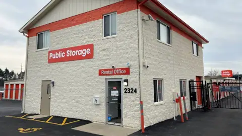Public Storage in Geneva, IL