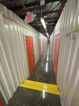 Public Storage photo 2