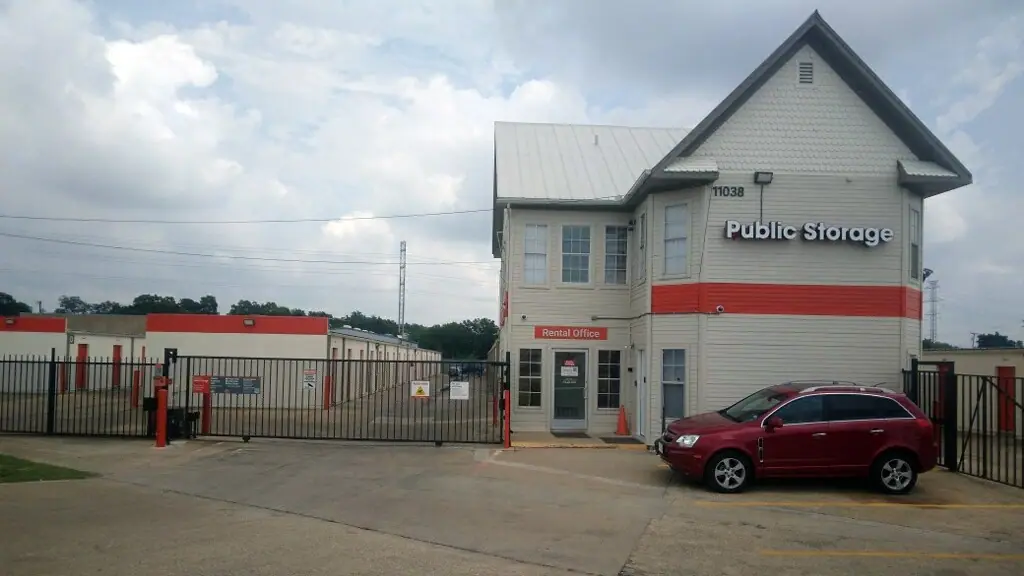 Public Storage, RV storage in Dallas