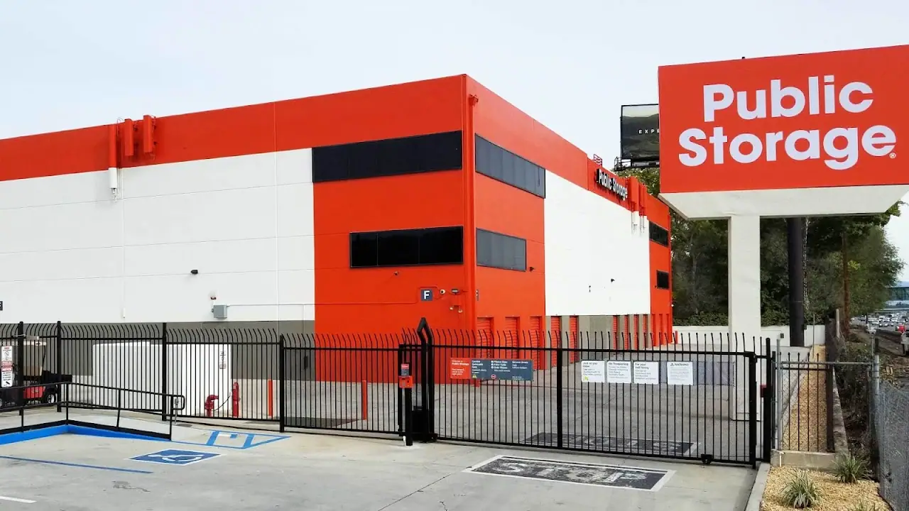 Public Storage, RV storage in Calabasas