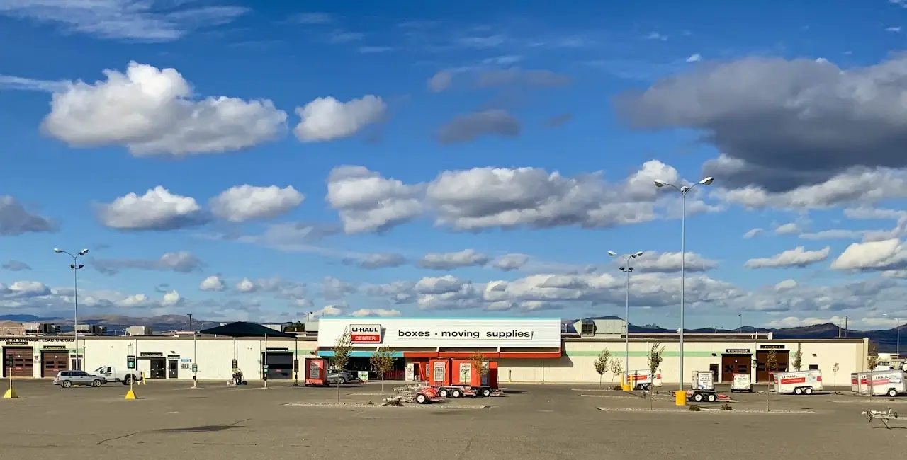 Self-Storage at U-Haul, RV storage in Helena