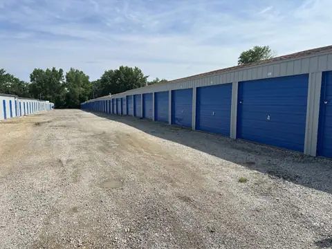 Streamlined Storage - Davenport photo 3