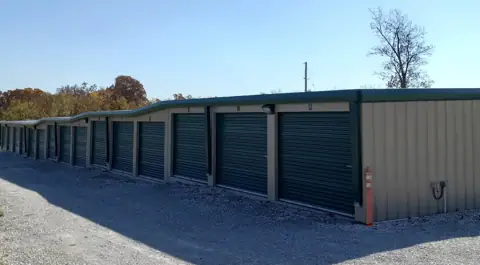 Clarke St. Storage photo 3