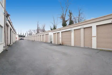 Public Storage photo 3