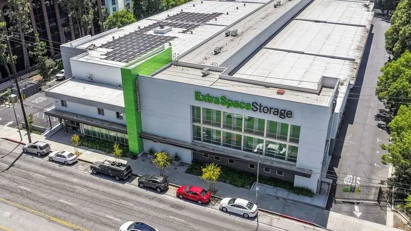 Extra Space Storage, RV storage in Sherman Oaks