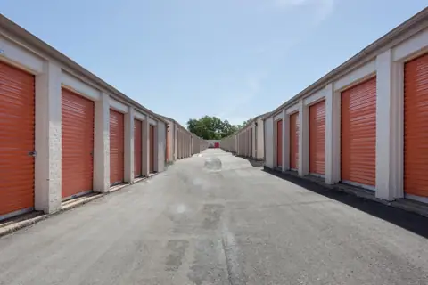 Public Storage photo 3