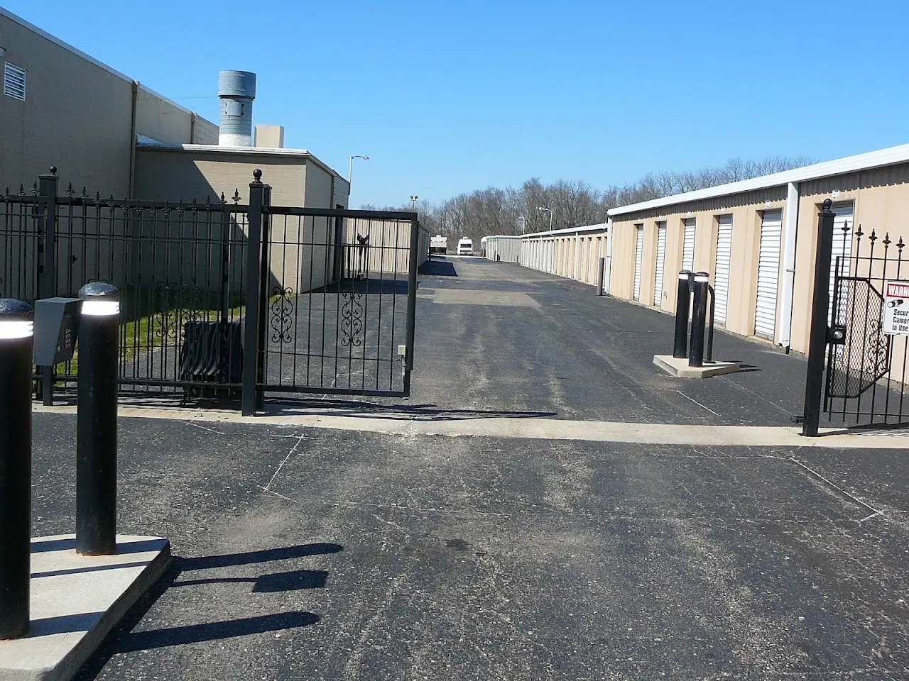 Custom Way Lock-N-Store, RV storage in New Carlisle