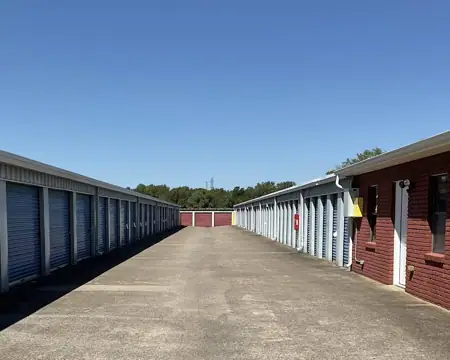 Clarksville Self Storage - Clarksville photo 2